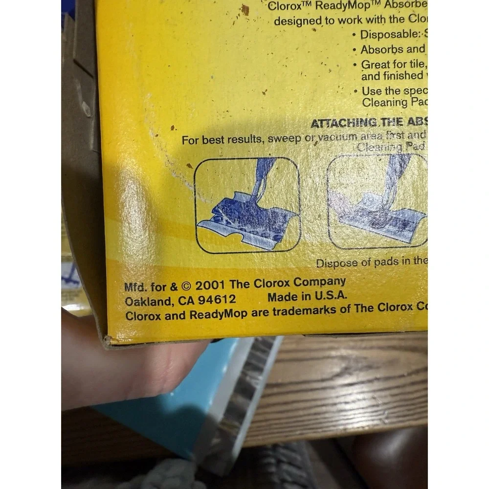 Genuine Clorox ReadyMop Absorbent Mopping Refill Pads Original 38 Pads 2001/2003